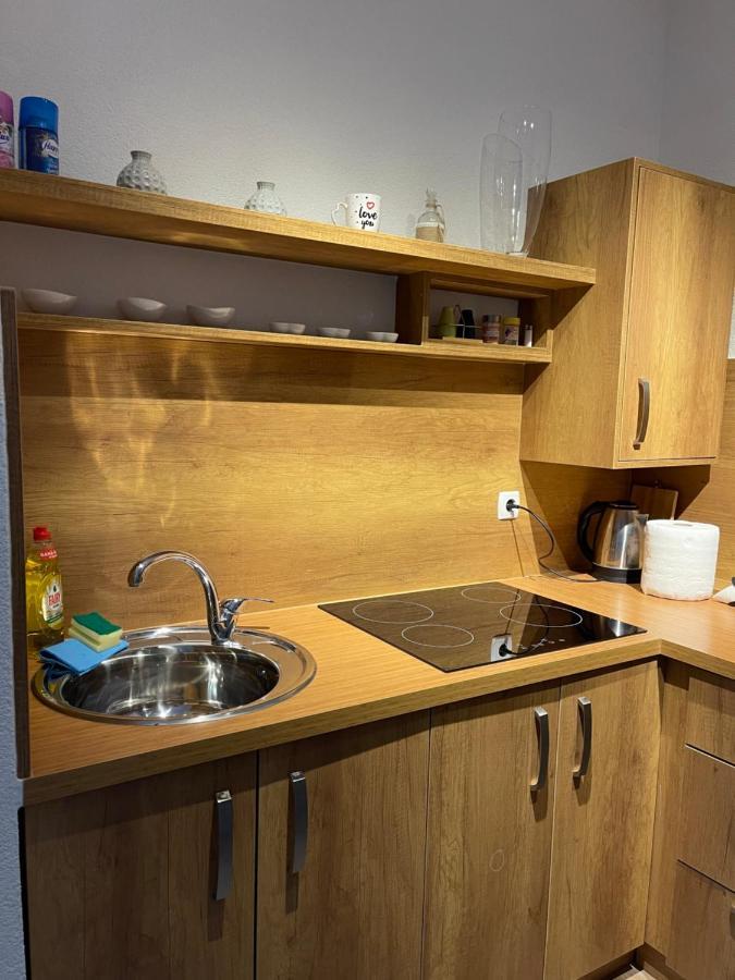 Ora-Prn, Studio Apartment In The City Centre 프리슈티나 외부 사진
